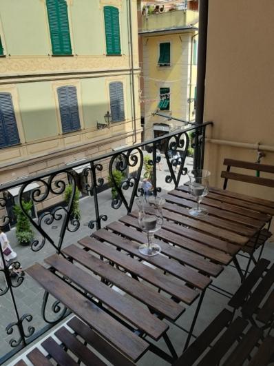 La Casa Di Tommy Lejlighed Rapallo Eksteriør billede